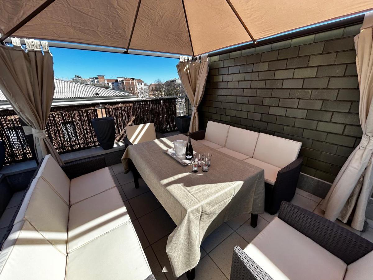 R39 Attic With Terrace And Private Parking * Milan
