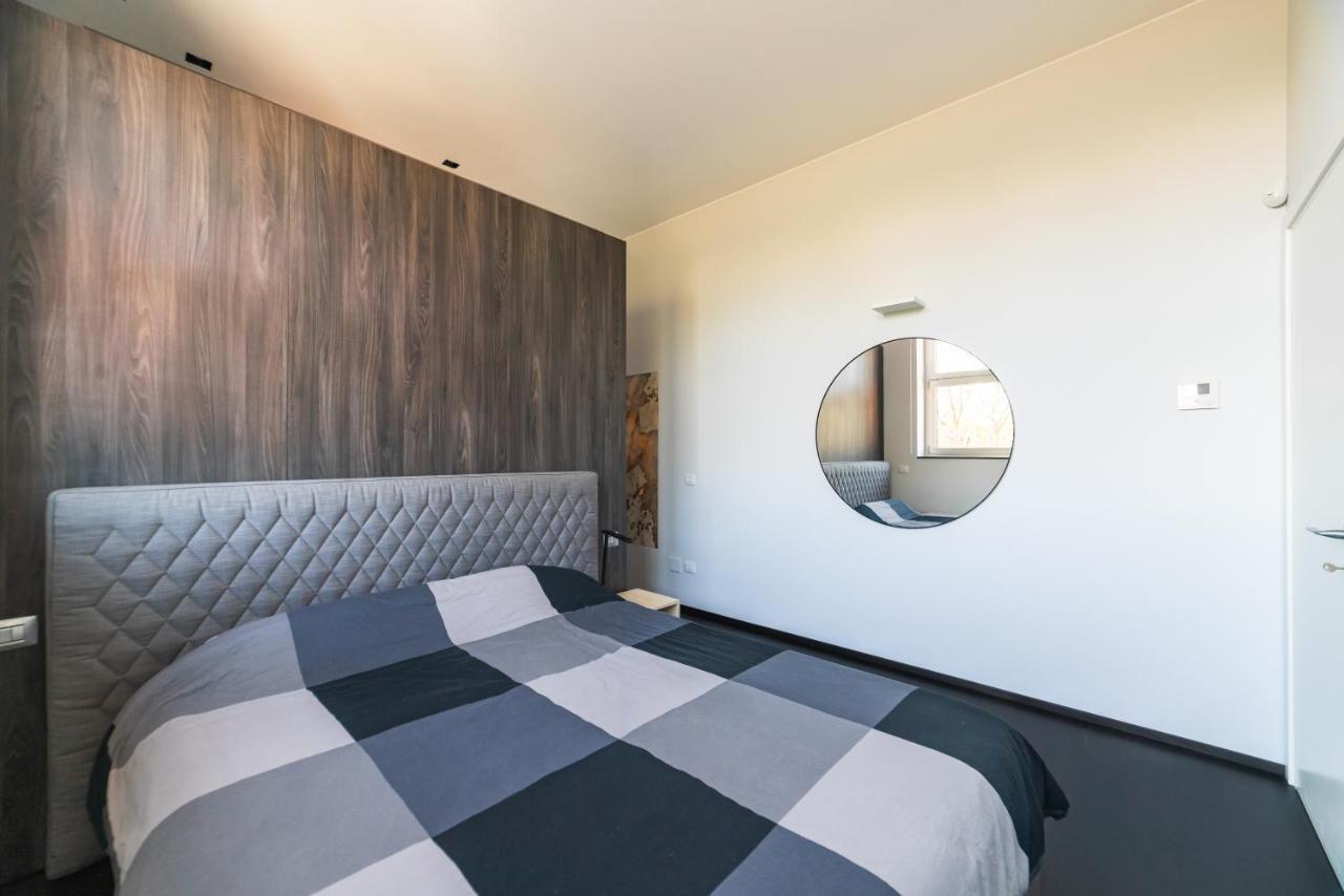 Apartment Moderno Bilocale 64mq Con Parcheggio E Palestra