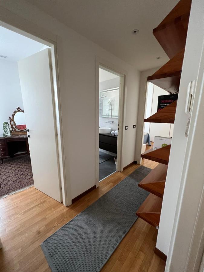 Rebecca's Collection: Manzoni Apartment
