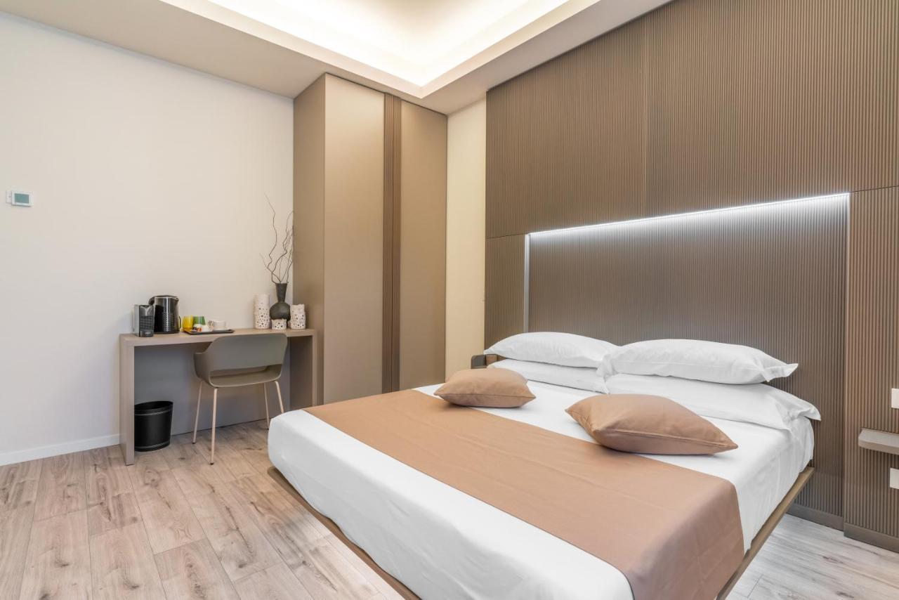 Guest house Meneghina Foresteria Lombarda *
