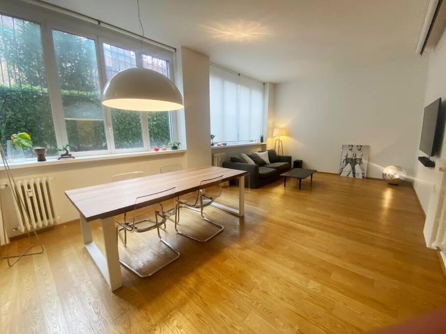 Loft Moderno 112mq Con Jacuzzi Privata Apartment Milan