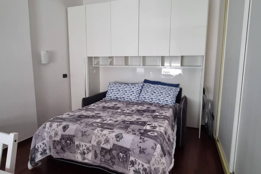 Apartment Monolocale Metro M3 Affori *