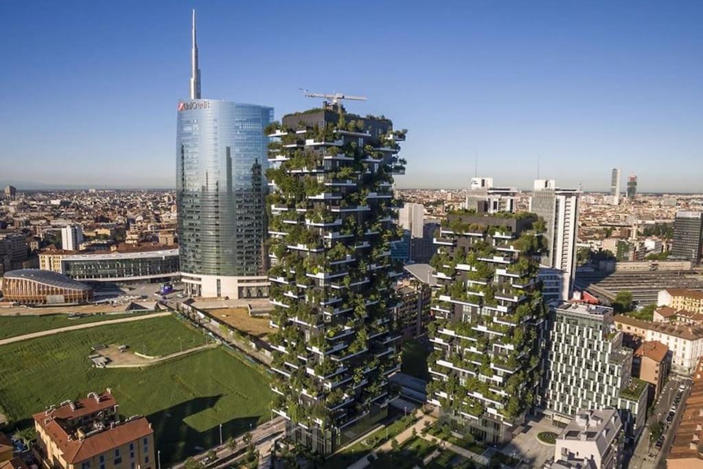 Duomo A 10 Minuti A Piedi + Parking Davanti Casa Apartment Milan
