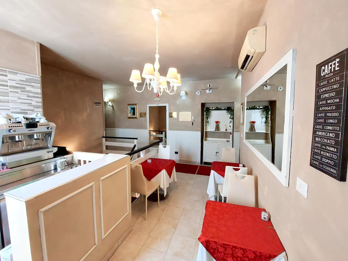 Aurelia Hotel