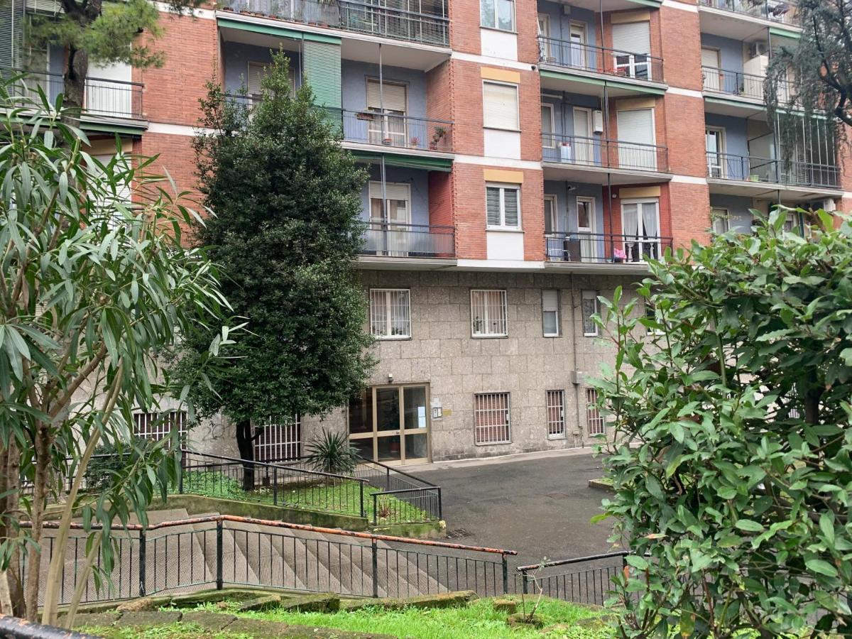 Metro Famagosta - Luminoso Con Balcone Free Wifi & Parking Milan