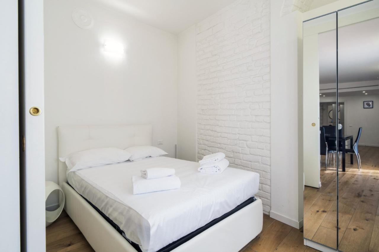 Easylife - Elegante Dimora A Due Minuti Dal Duomo Apartment Milan