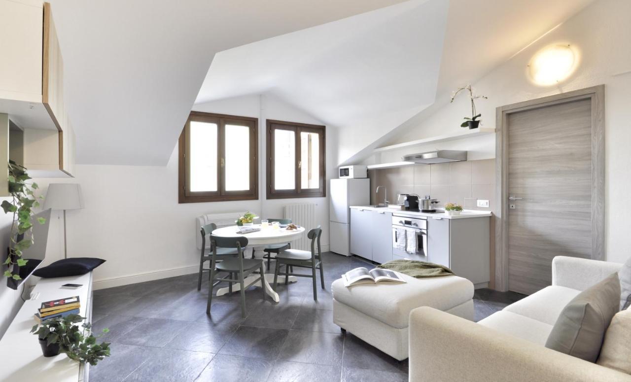 Apartment I Host - Pericle 9 Milan