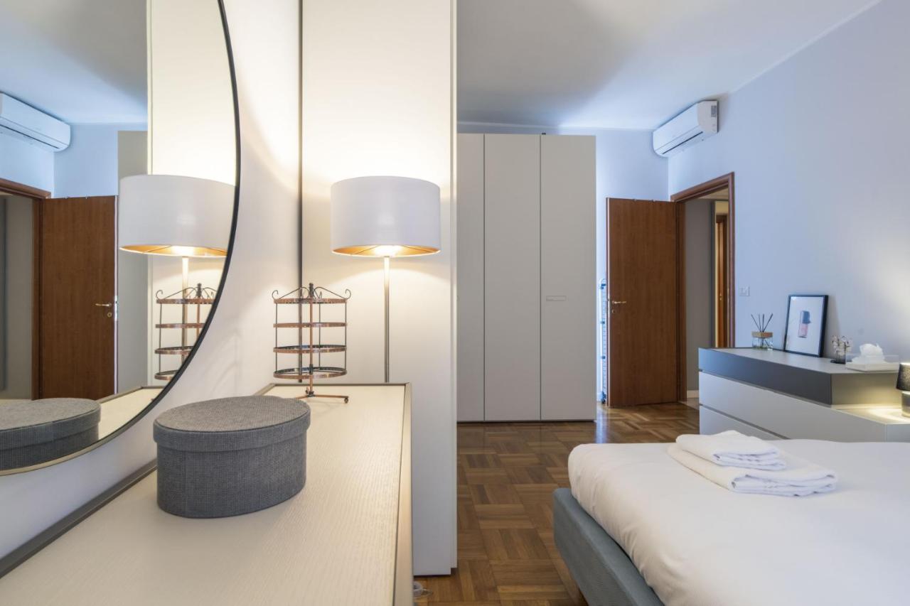 Apartment Easylife - Elegante E Chic Dimora Con Balcone Milan