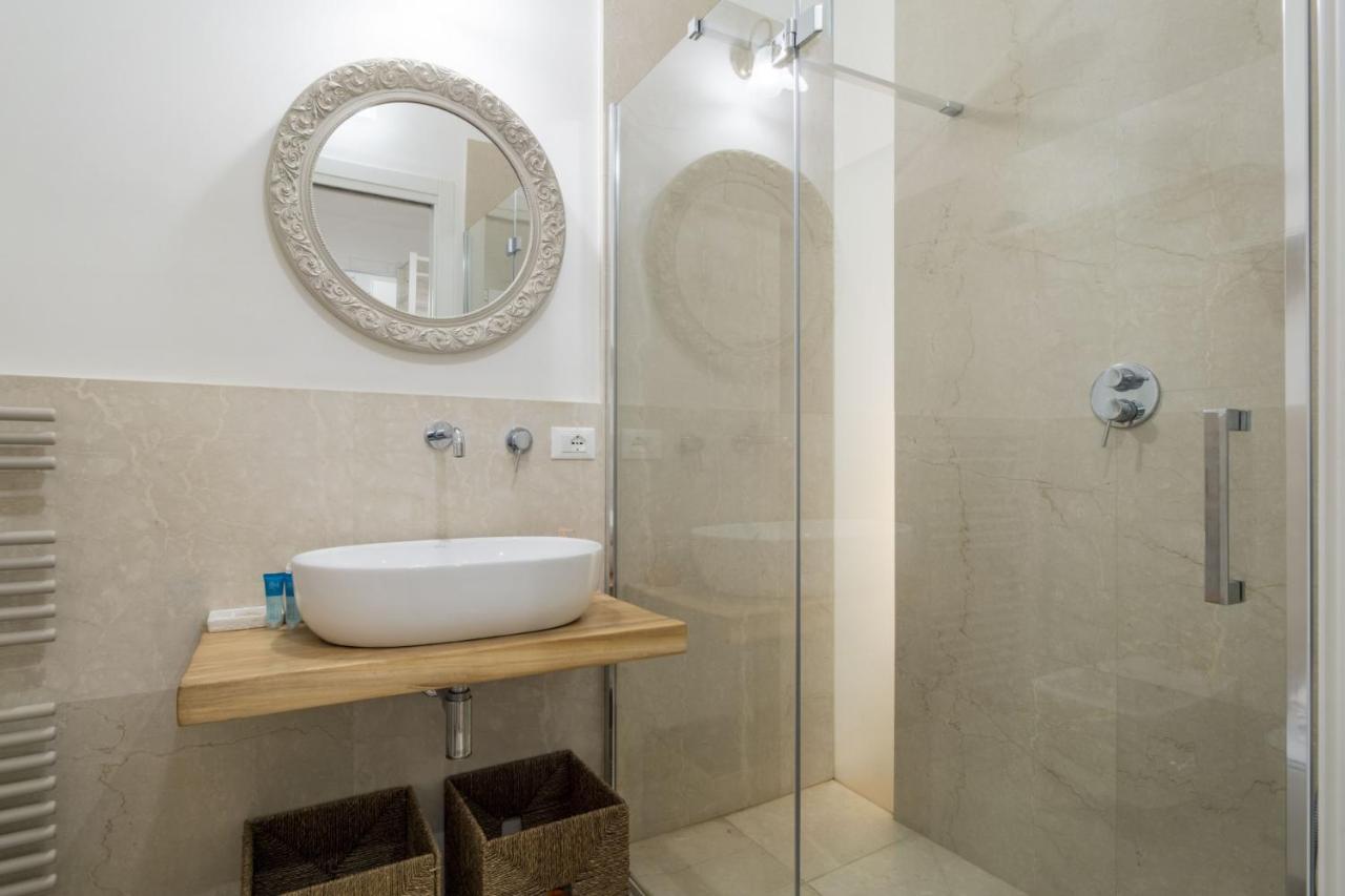 Easylife - Elegante Dimora A Due Minuti Dal Duomo Apartment Milan