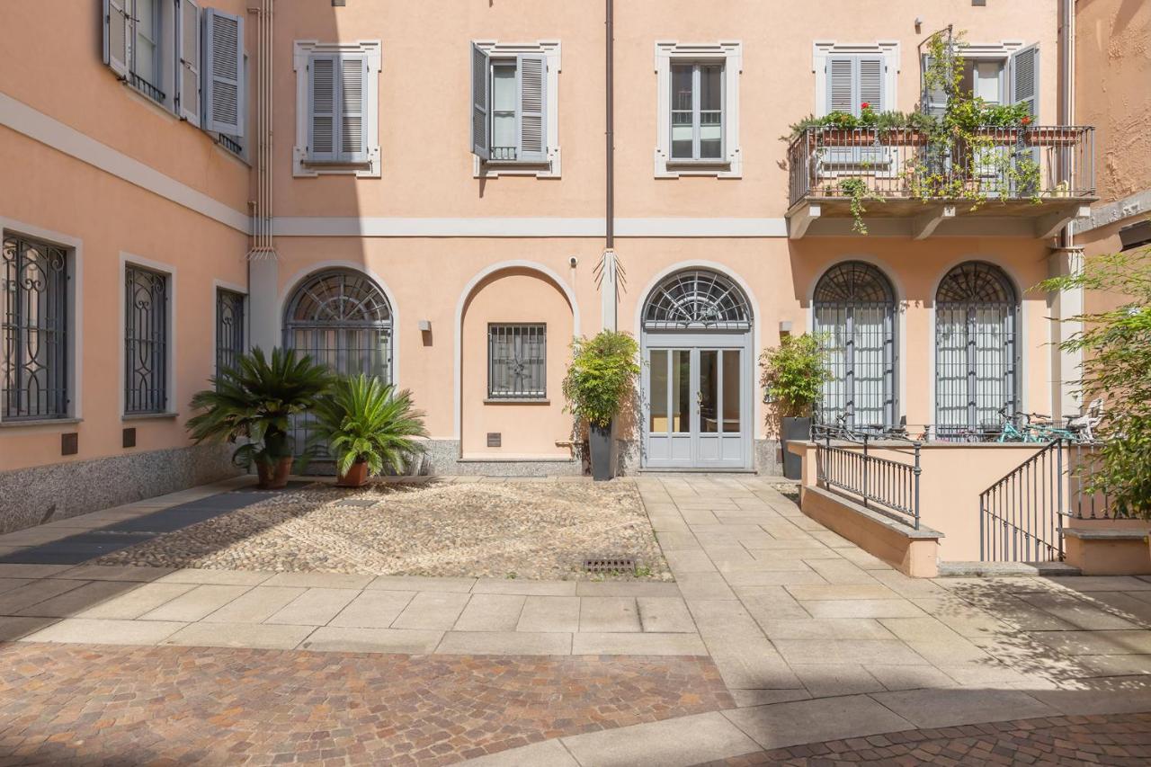 Retreats * Milan
