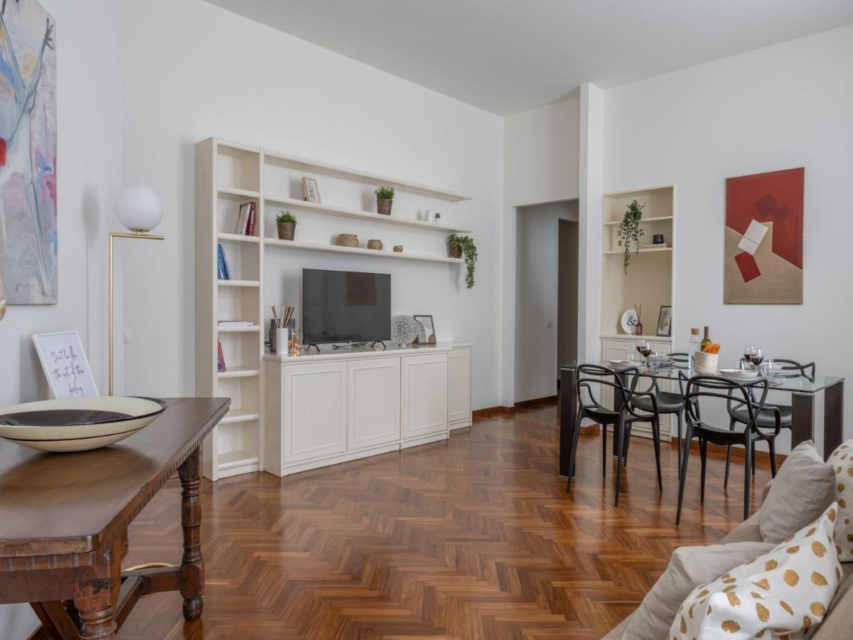 The Rent - Gorgeous Two-bedroom In Porta Nuova District Milão