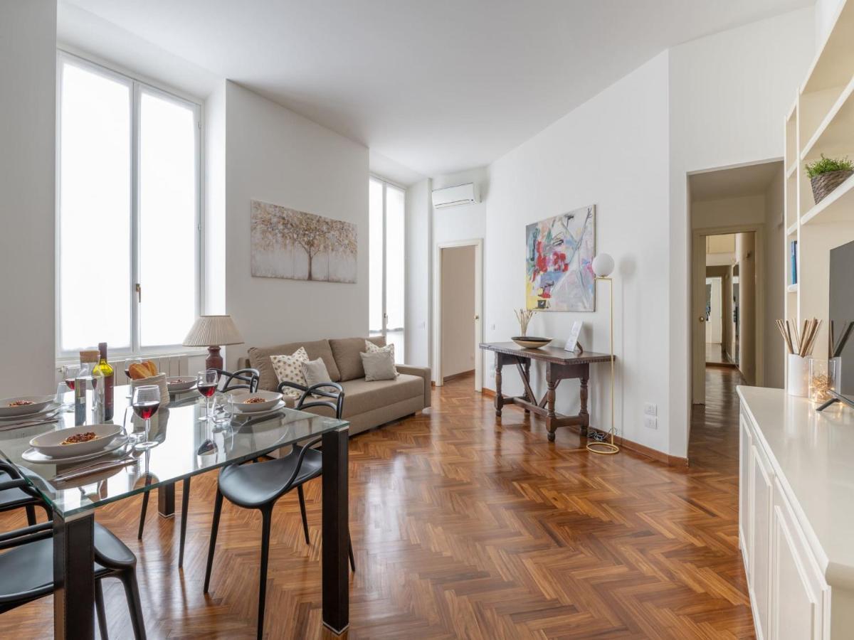 The Rent - Gorgeous Two-bedroom In Porta Nuova District Milão
