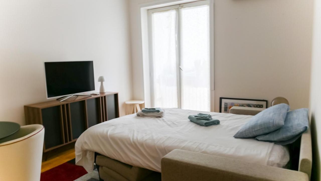 Apartment Domusmi Emanuele Filiberto-4 *