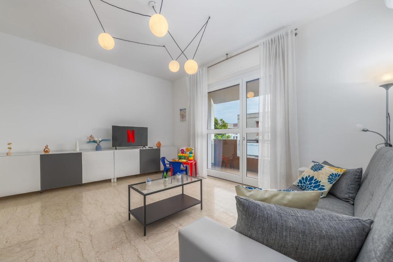 Niguarda-zara Xxl Home,two Balconies,wifi,family * Milan