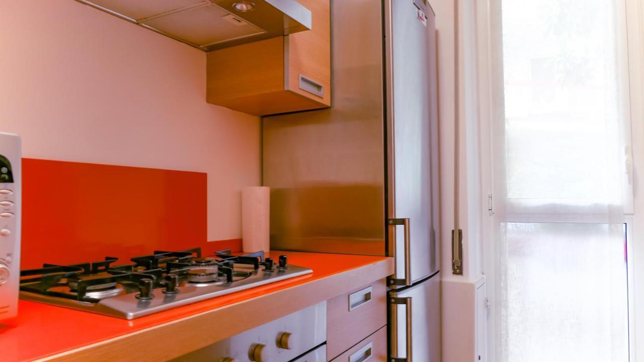 Domusmi Emanuele Filiberto-4 Apartment