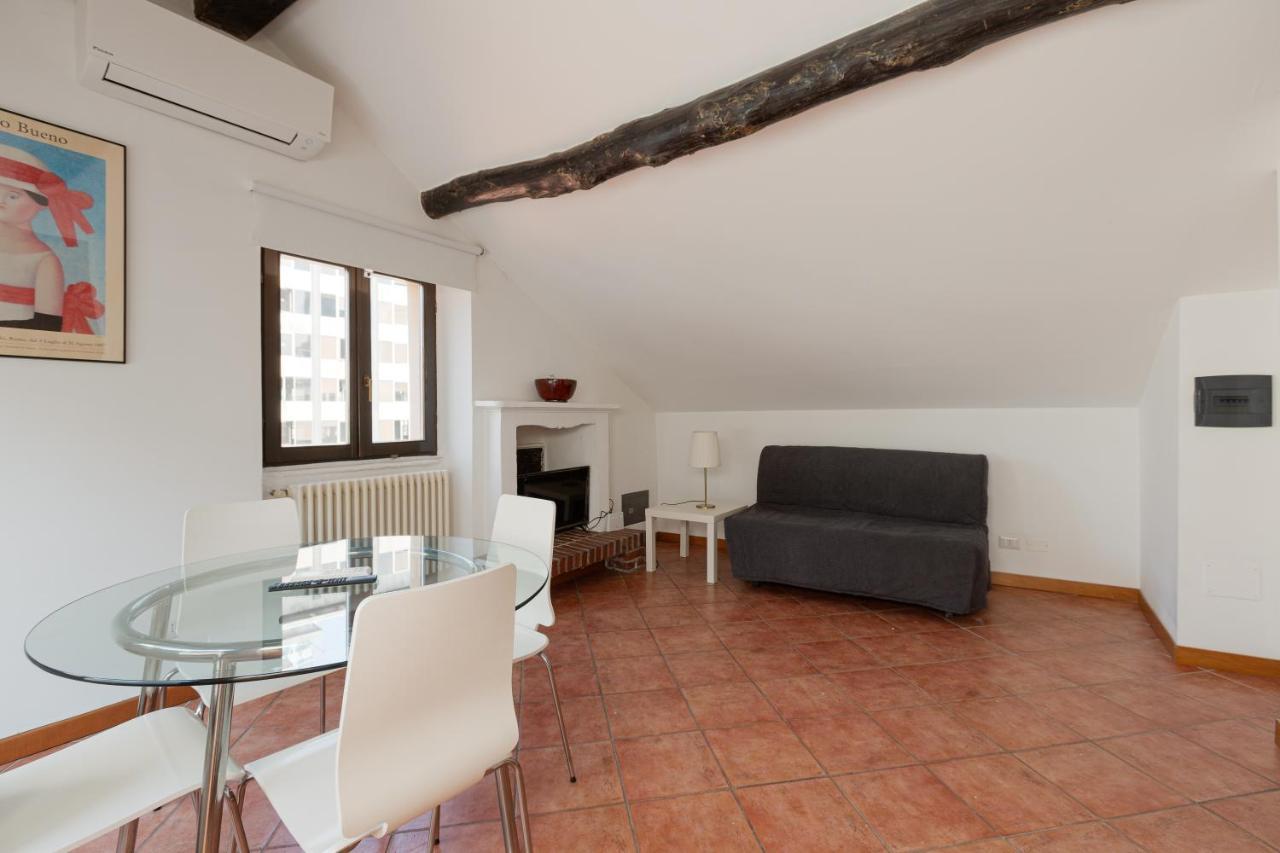 Corso Balcony Appartamento Milano