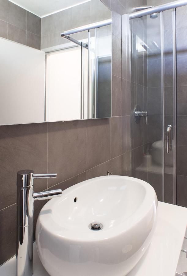 Housing32 Apartment Milan