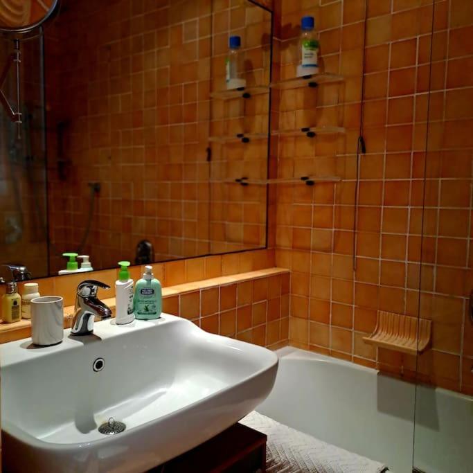 - Duomo Apartment Milan