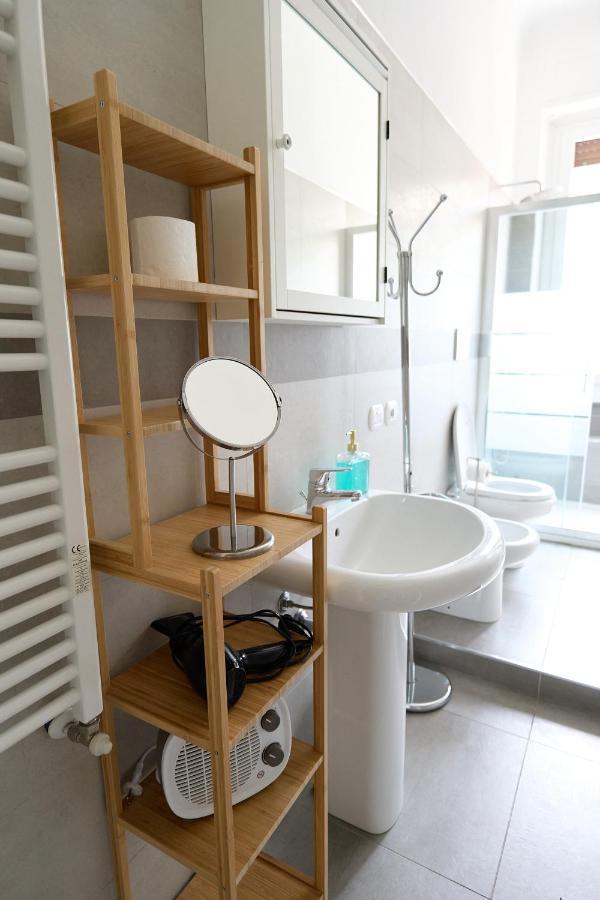 Apartment Duomo 15 Min - Cozy Artist's Note Milan
