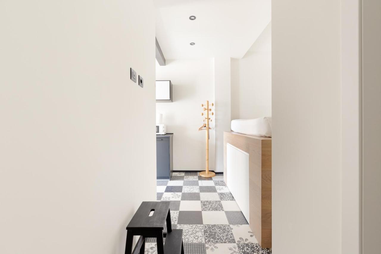Renovated Apts * Milão