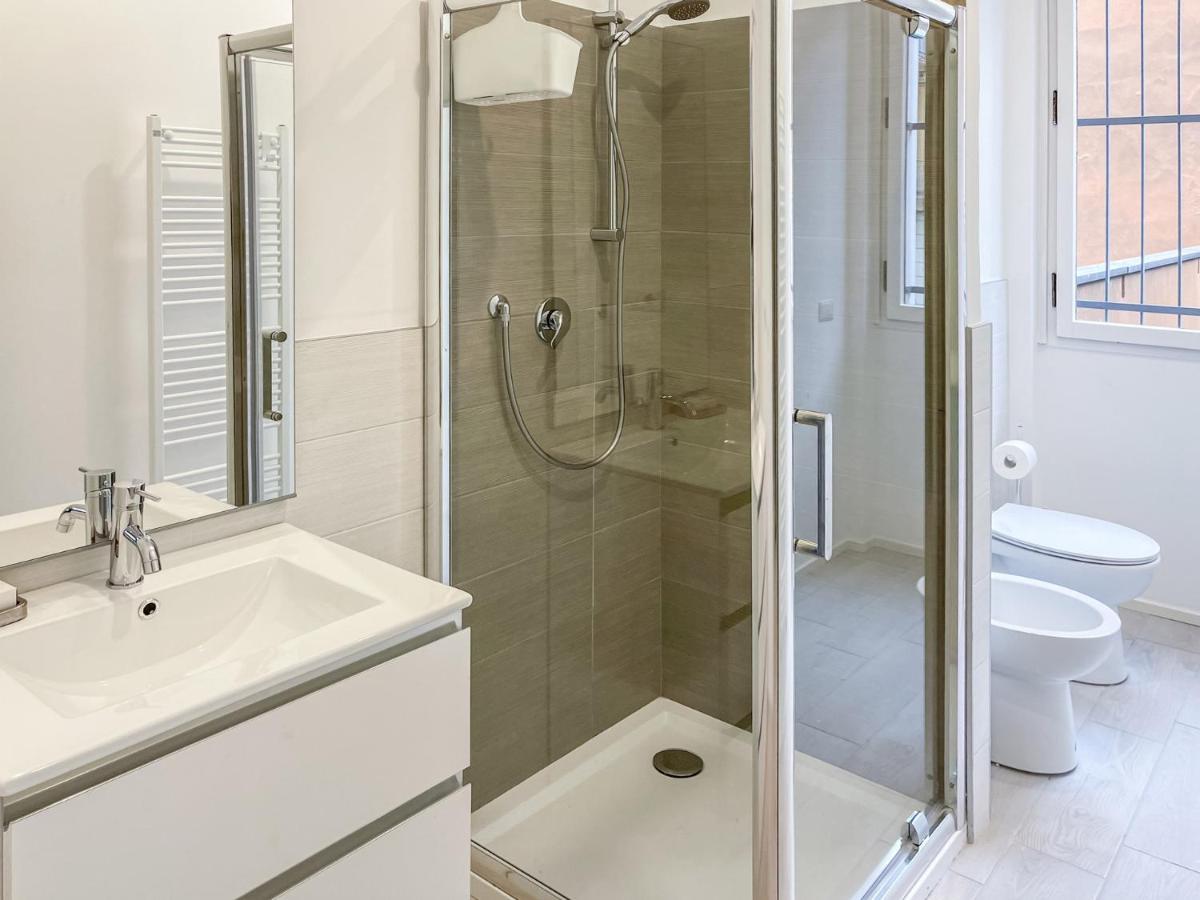 Apartment Capital Moscova - White