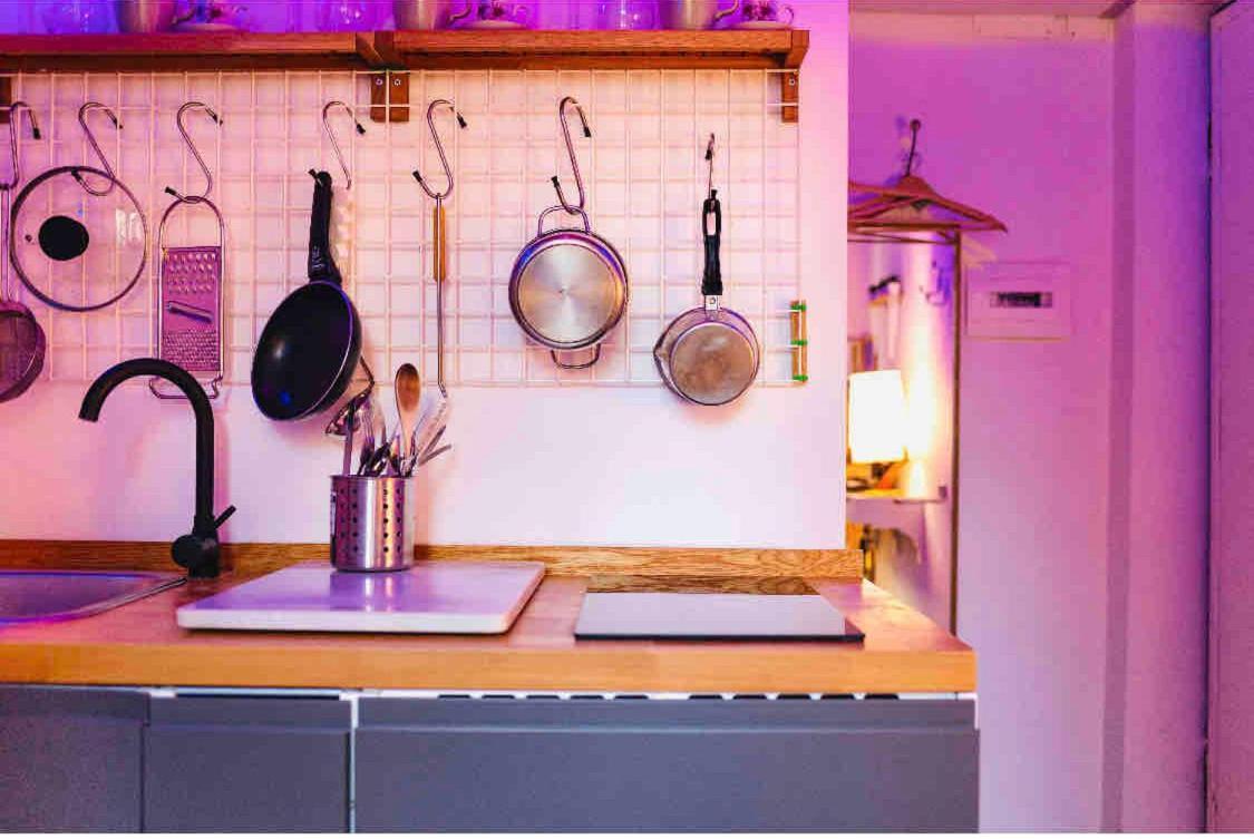 Apartment Aria Condizionata, Loft A 13' Dal Duomo Con Ampio Balcone Wifi E Netflix Milan