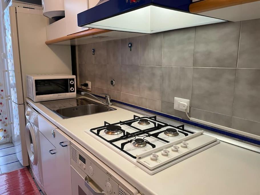 Apartamento Navigli Hideaway - 5 Minutes From Metro