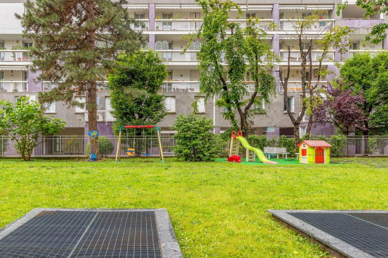 Niguarda-zara Xxl Home,two Balconies,wifi,family Apartment Milan
