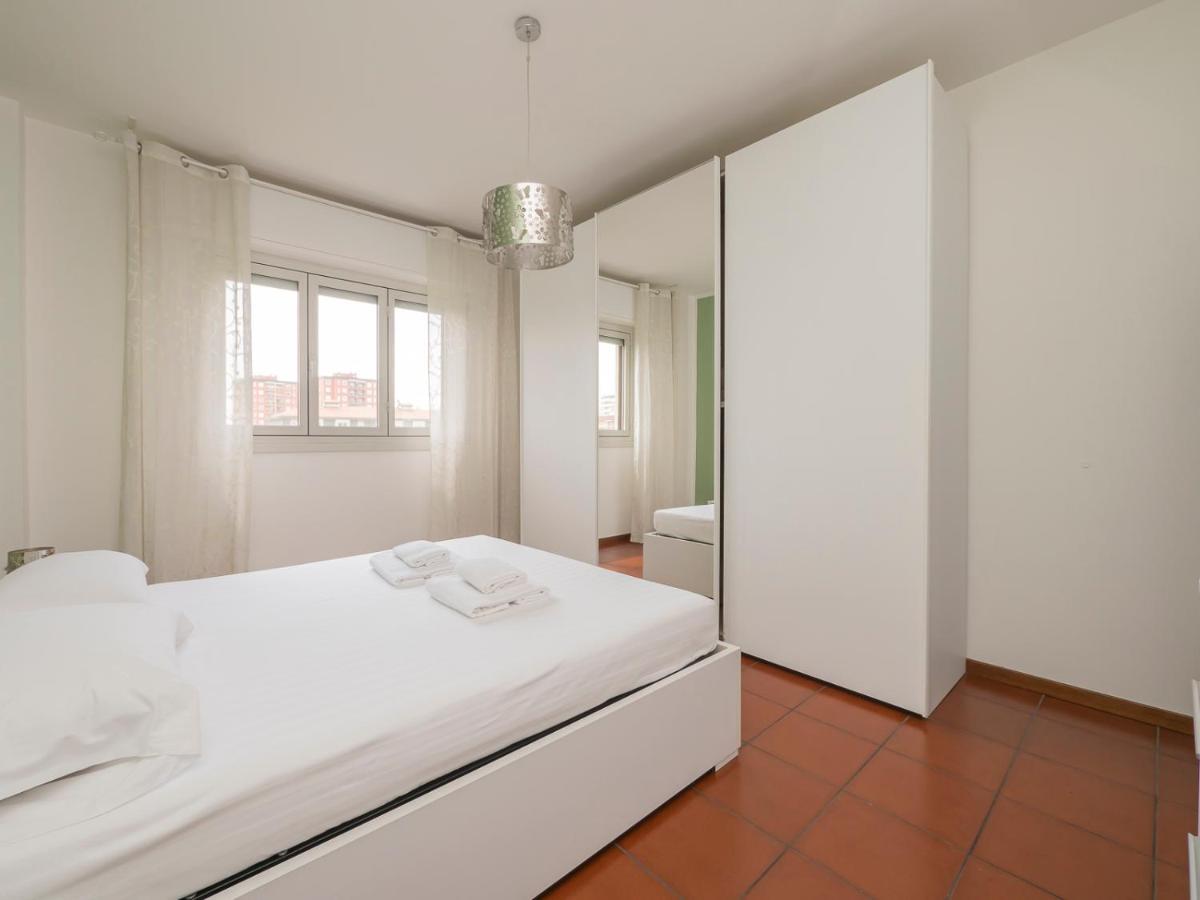 Apartment I Host - Appennini 53 Milan