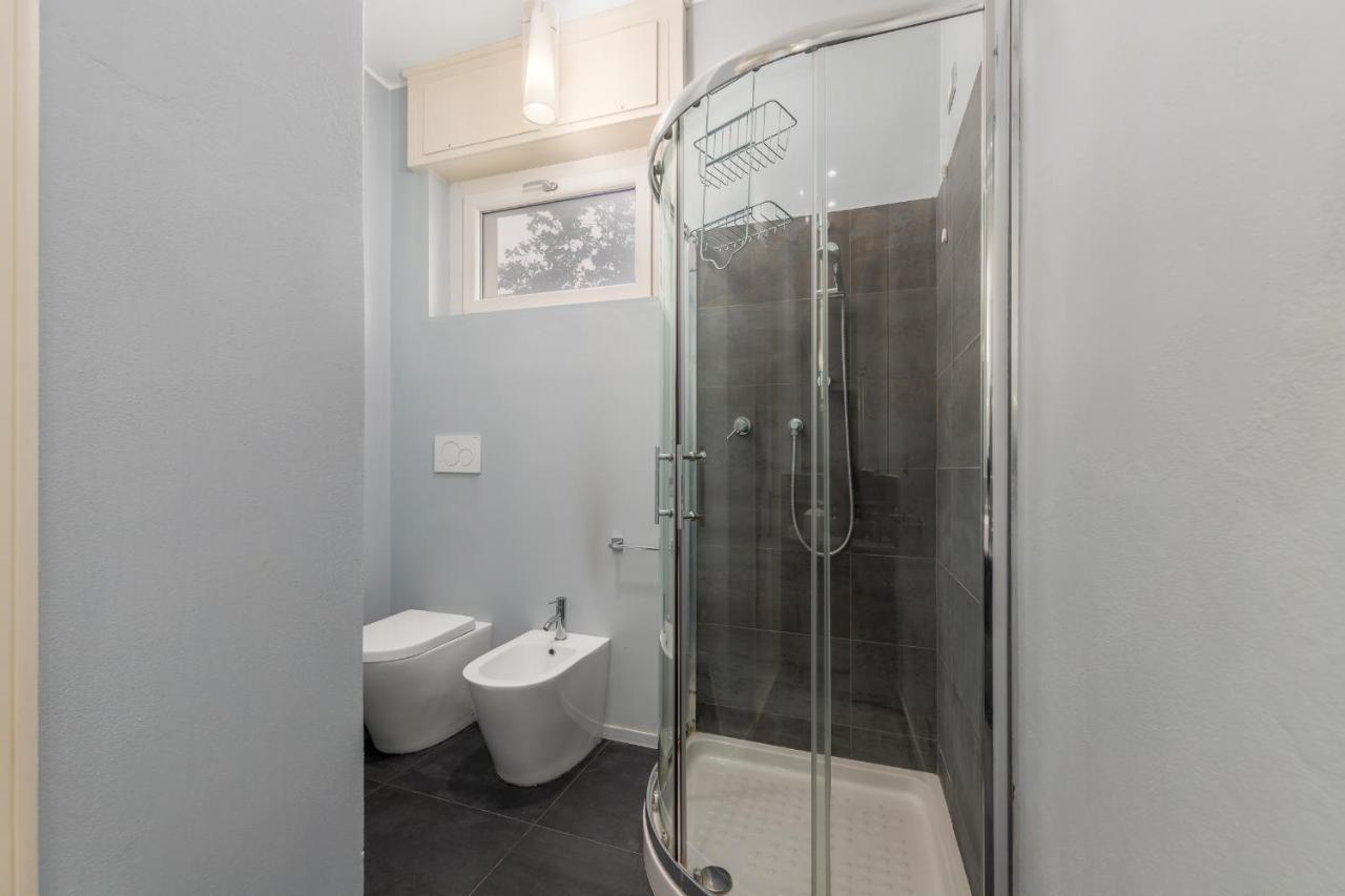 Niguarda-zara Xxl Home,two Balconies,wifi,family Apartment Milan
