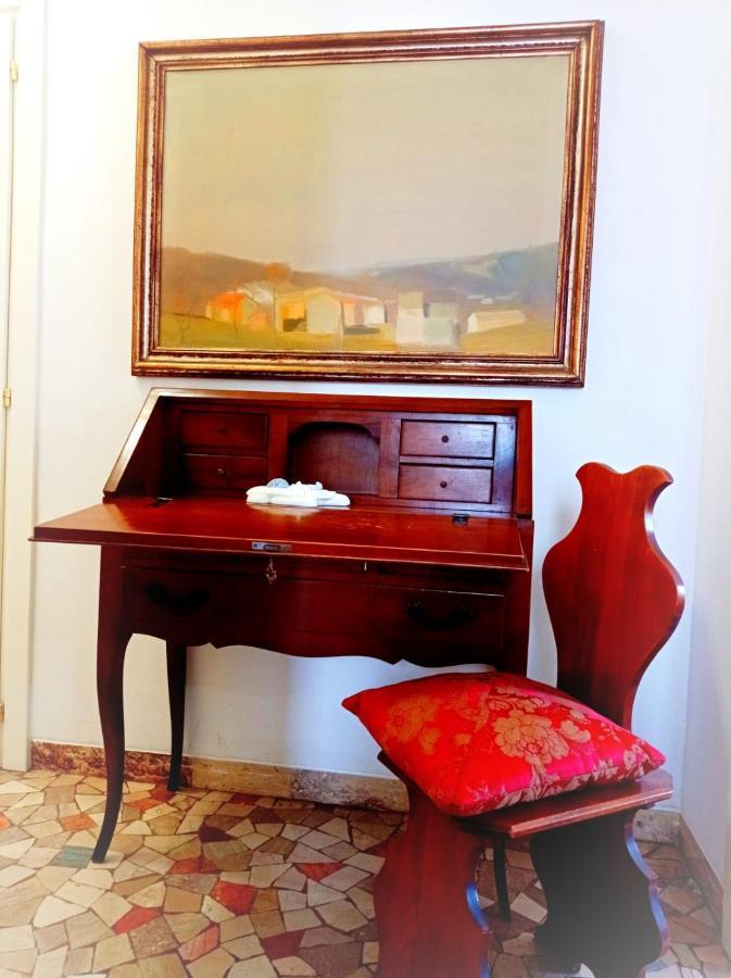Elegante Ultimo Piano Metropolitana Sotto Casa Milan