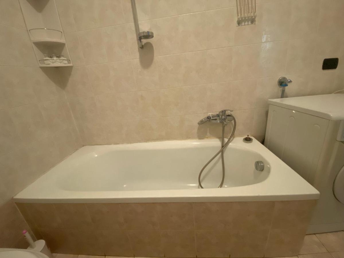 La Casa Dell'isola Apartment *