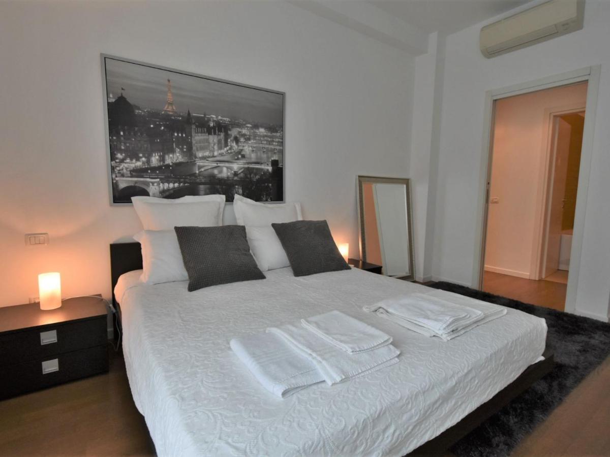 Corso Genova By Interhome Apartamento Milão