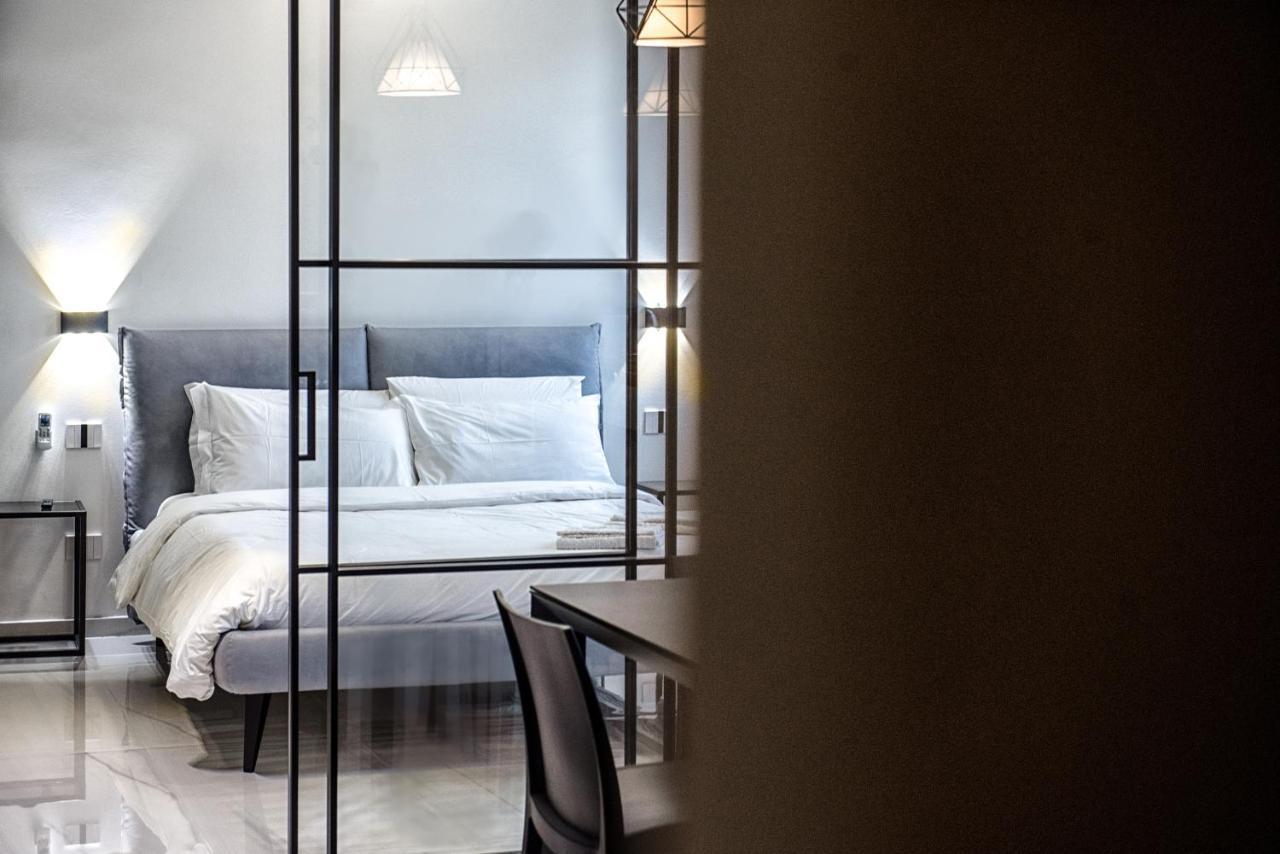 Apartment New & Bright Balcony Flat By Station Milan