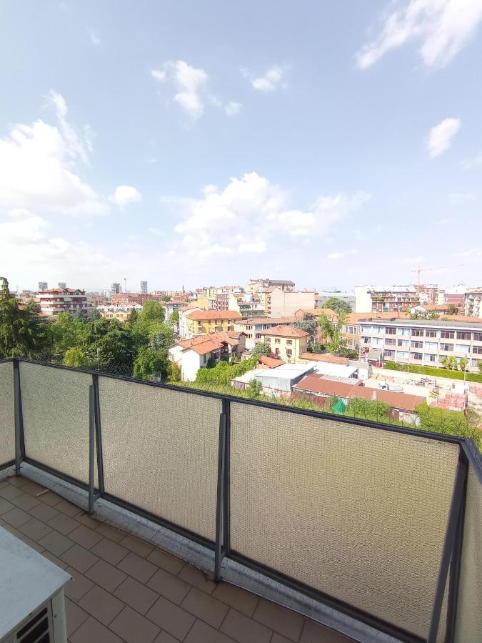Elegante Ultimo Piano Metropolitana Sotto Casa * Milão