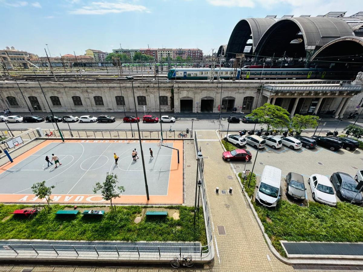 Elegance And Relax At 100mt From Station Milan