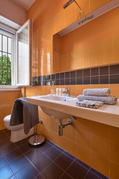 Lugano - Free Internet And Netflix Apartment *