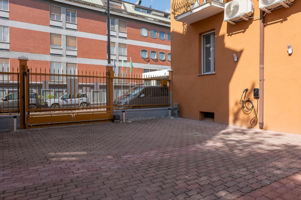 Leader 4 - Monzino - Hockey Msg Arena - Linate - Apartamento *