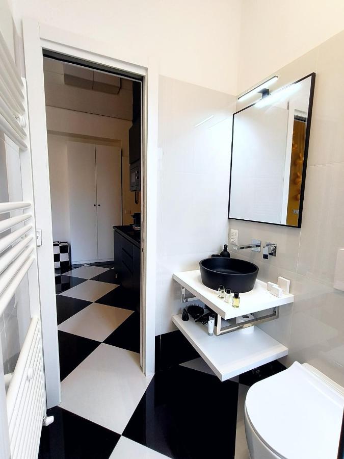 Apartment Wonderland In Shopping Area, Ac, Wifi And Subway