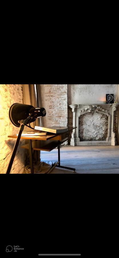 Apartamento Charming And Design Attic Loft In Coolest Area Navigli Ticinese Milão