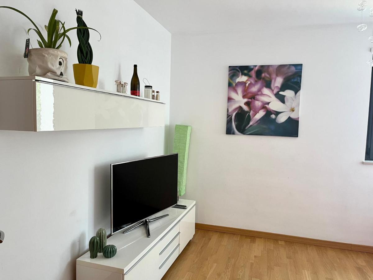 Sulla Metro 3 Gialla Maciachini Apartment