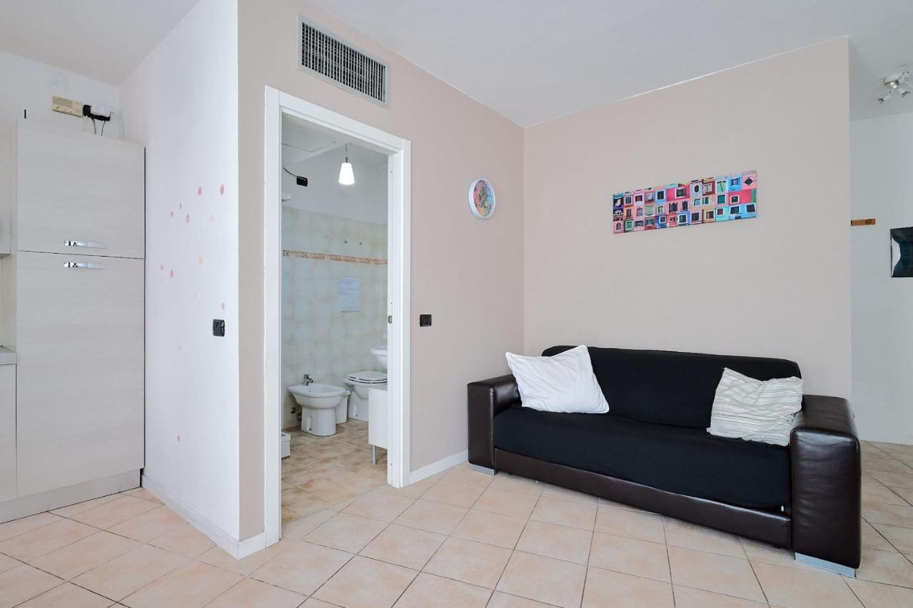 Apartment B2-hosted By Sweetstay Milan