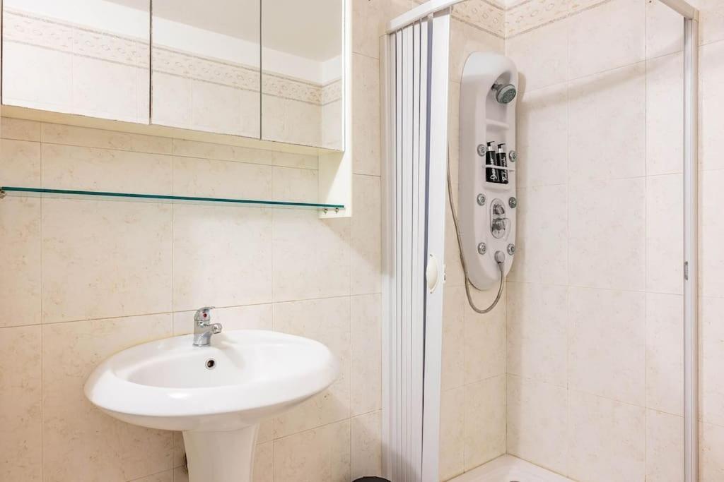 Guest Planet - Splendido Loft Dergano M3 Appartamento