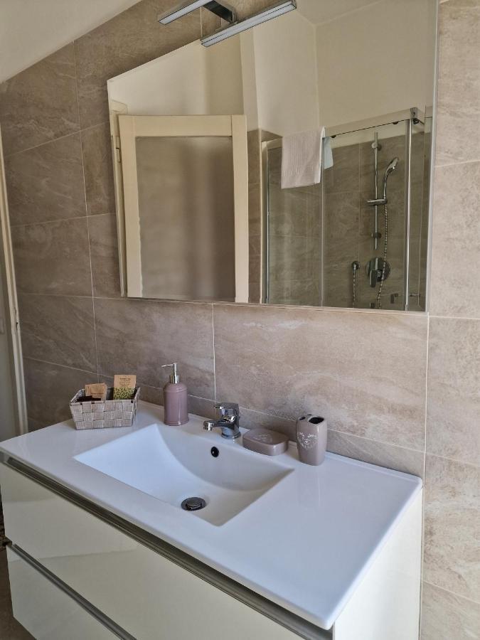 M.aurelio Light Brown Apartment Milan