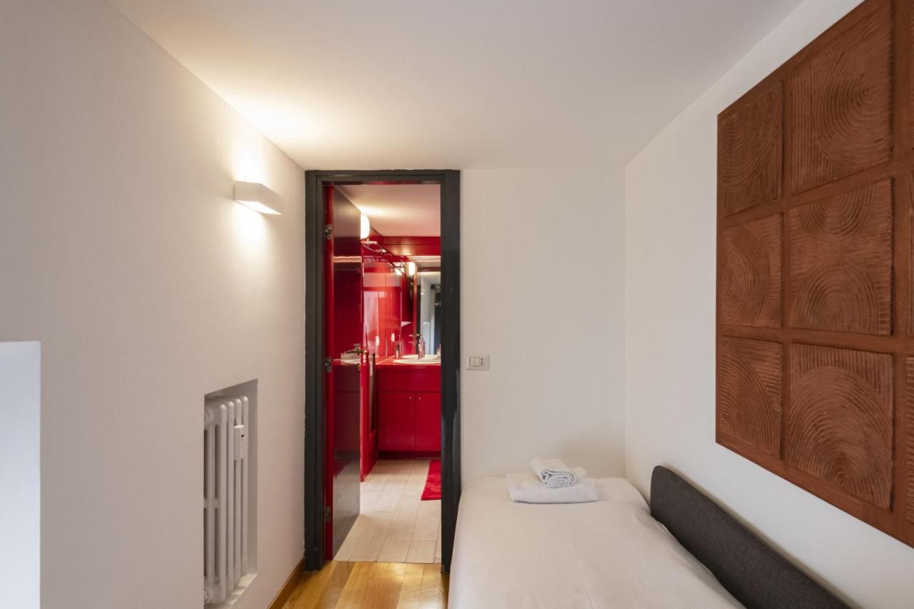 Easylife - Elegante Dimora A Due Passi Dal Duomo * Milan