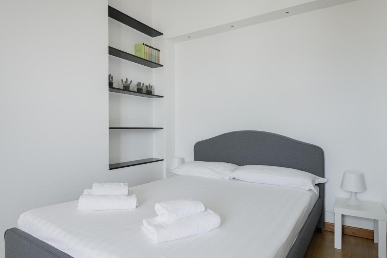 Easylife - Elegante Attico 2 Min Da Parco Sempione Apartment Milan