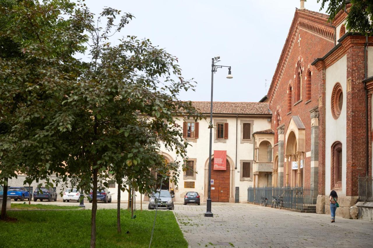 Apartment Incantevole In Darsena Milan