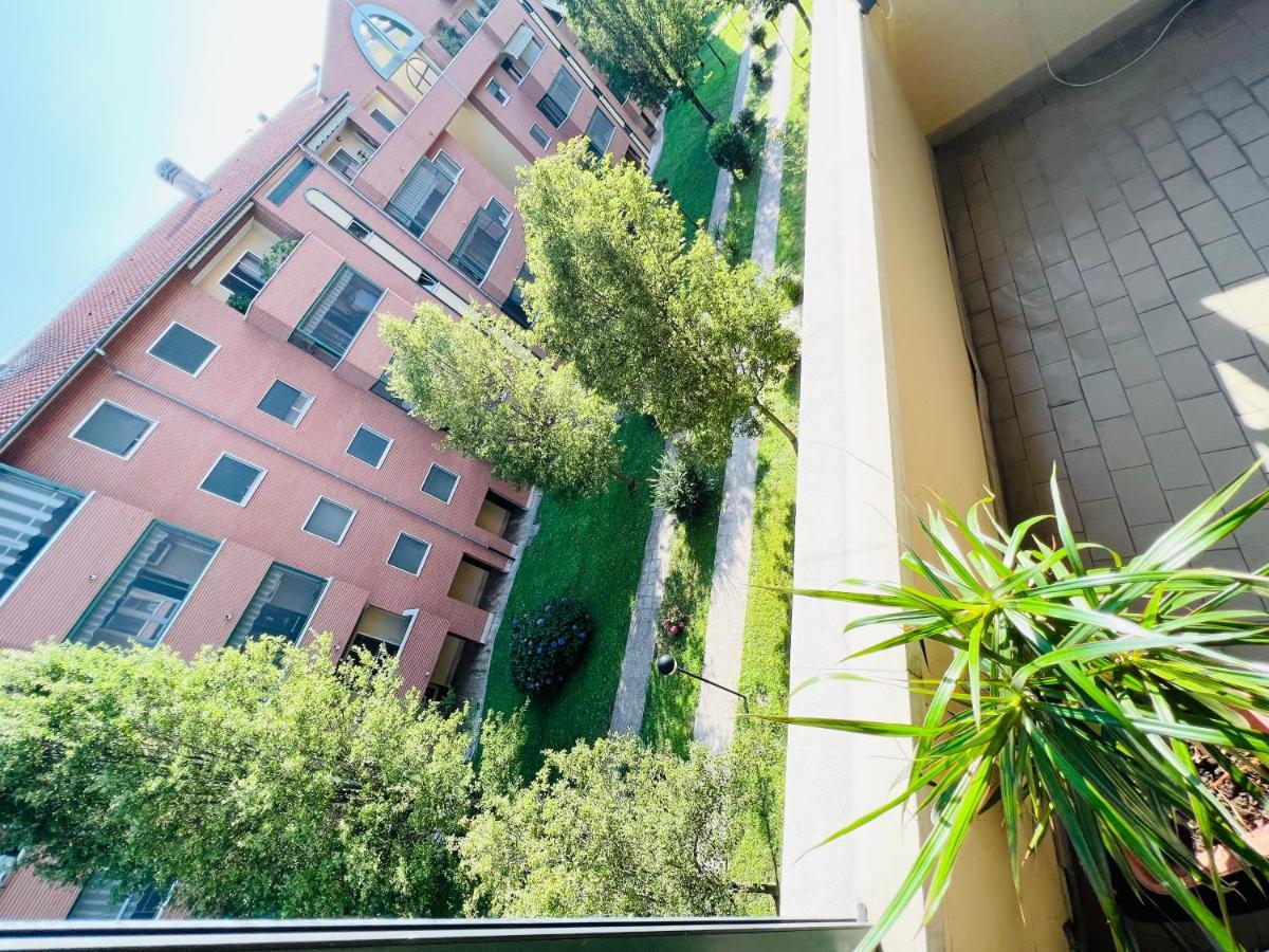 Big In Navigli Area With 2 Terrace Apartment