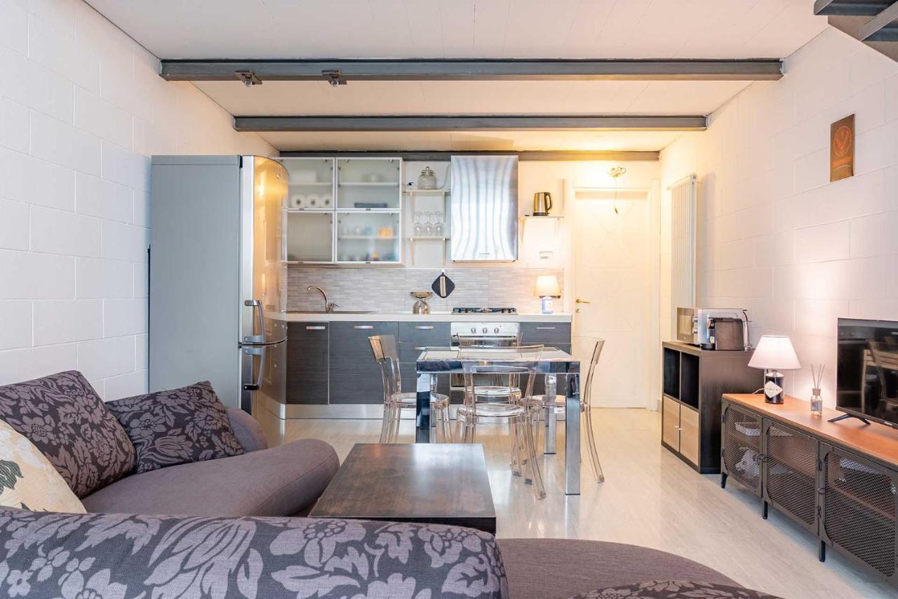 Guest Planet - Splendido Loft Dergano M3 * Milano