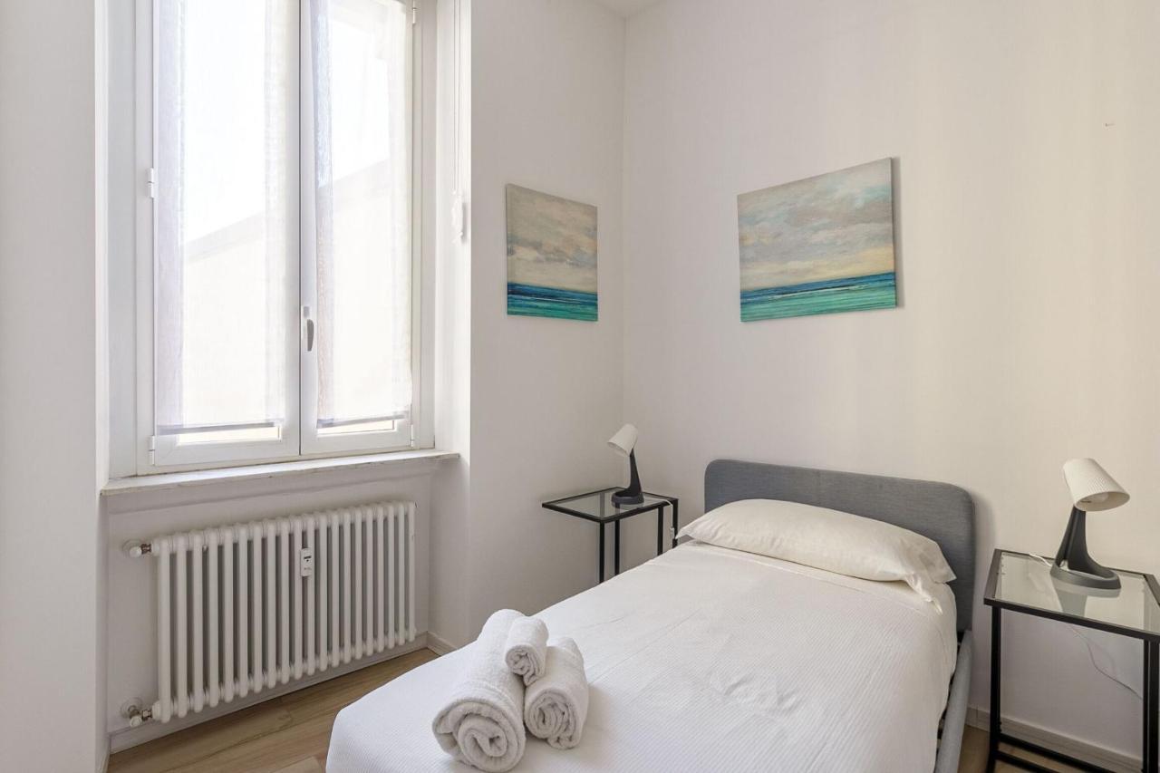 Apartment Giuseppe Meda Milan
